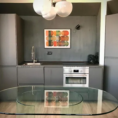 Penthouse With Spectacular Sea And Views Lejlighed